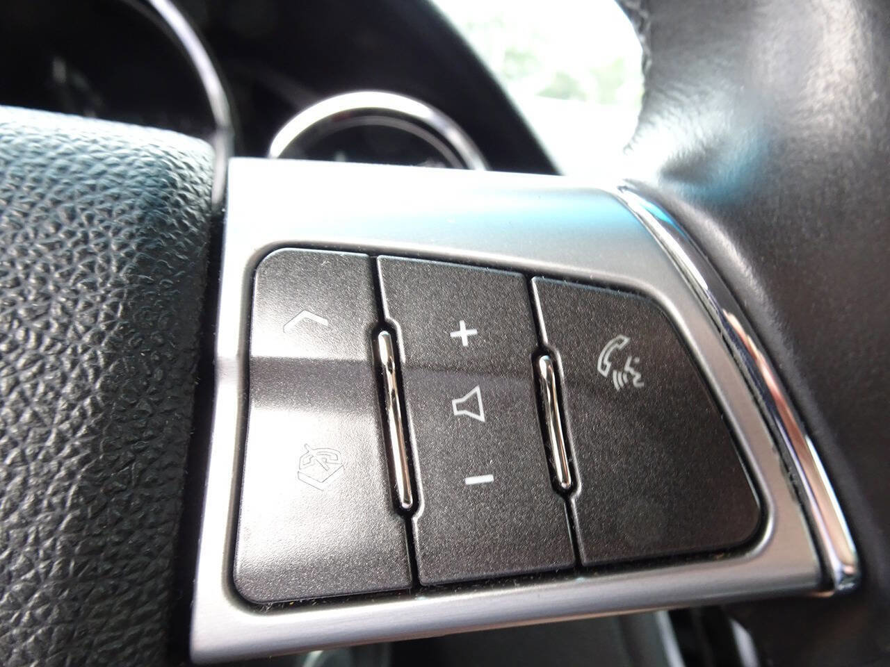 Used 2008 Cadillac CTS 3.6 w/ Wood Trim Package image 26