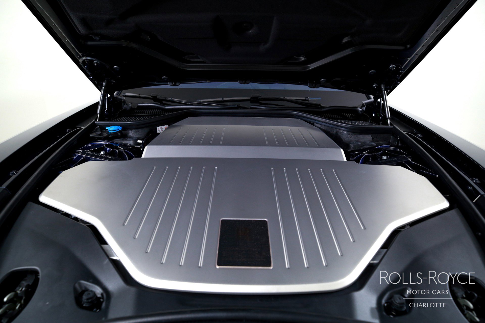 New 2026 Rolls-Royce Spectre Black Badge image 30