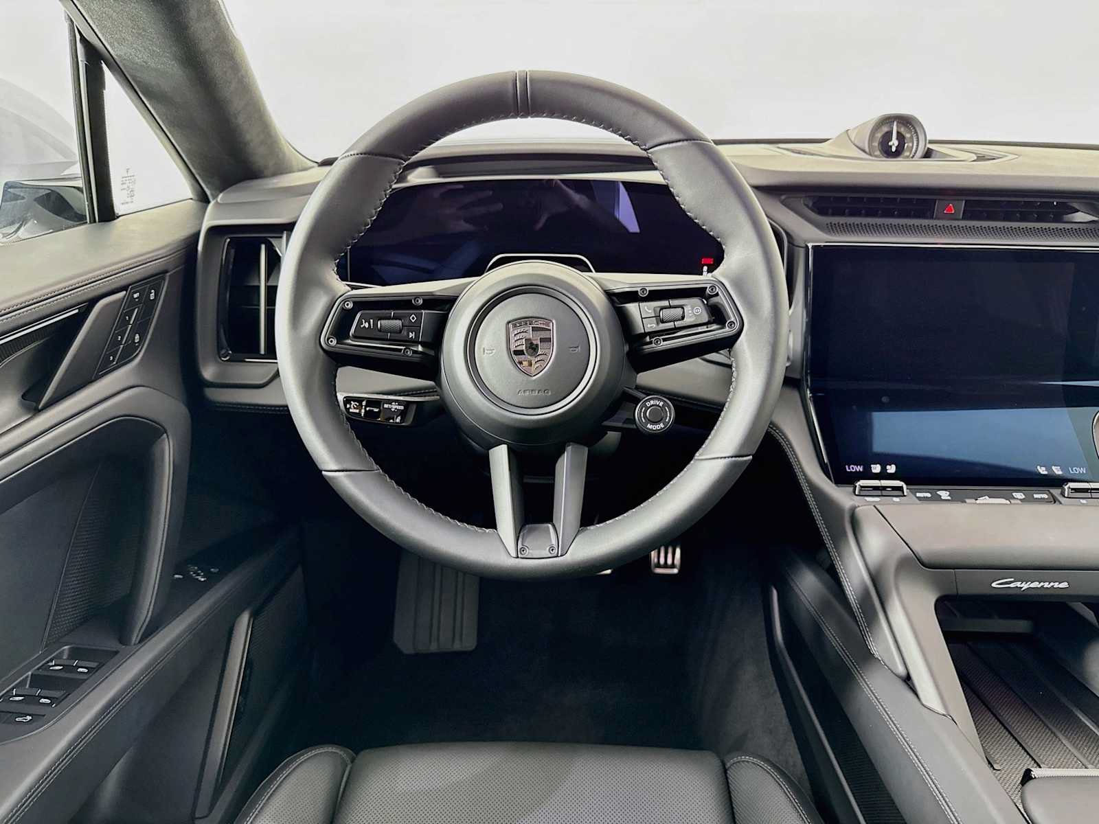 New 2026 Porsche Cayenne Turbo Electric AWD/4WD image 24