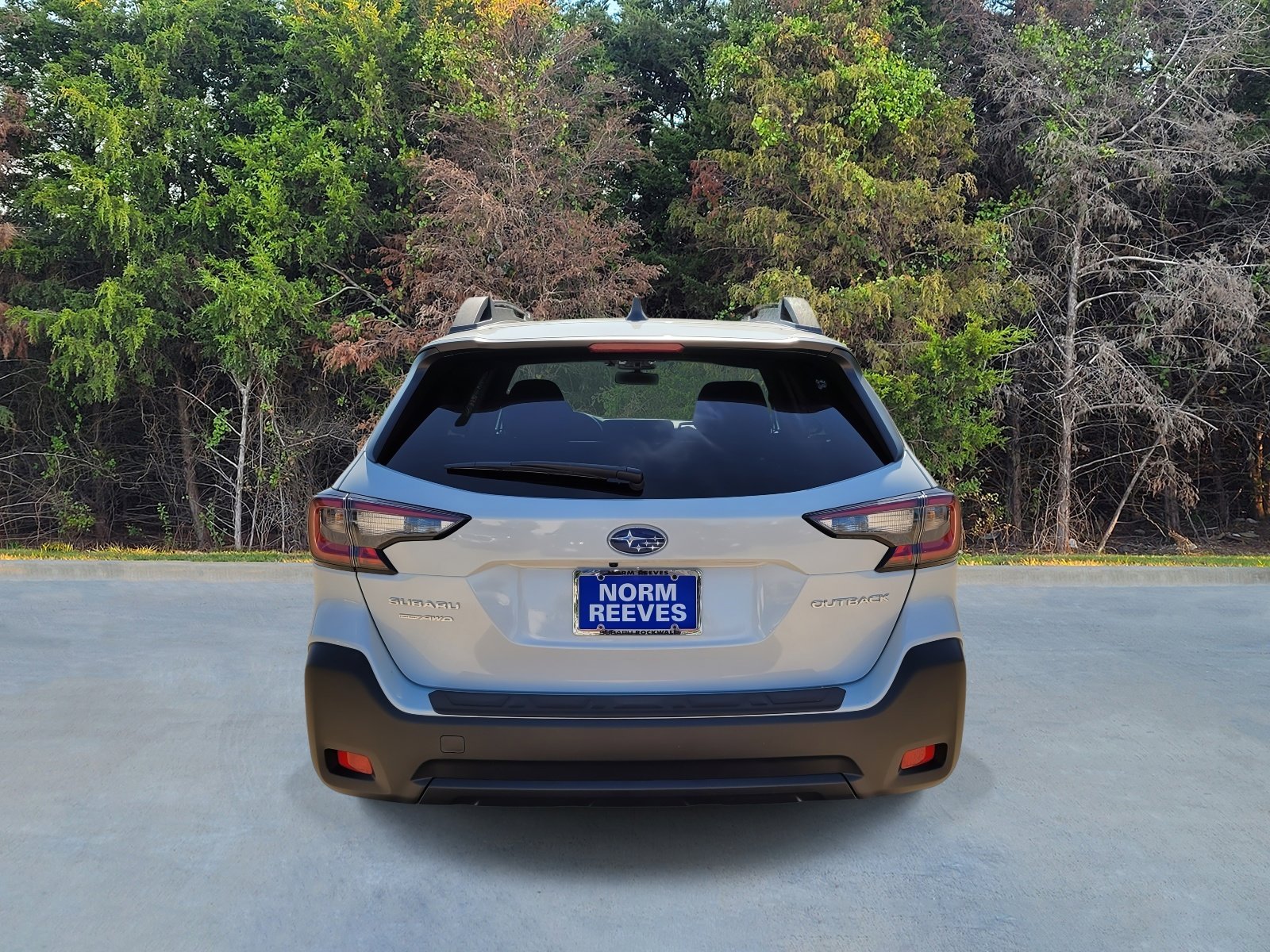 Used 2025 Subaru Outback Premium AWD/4WD image 17