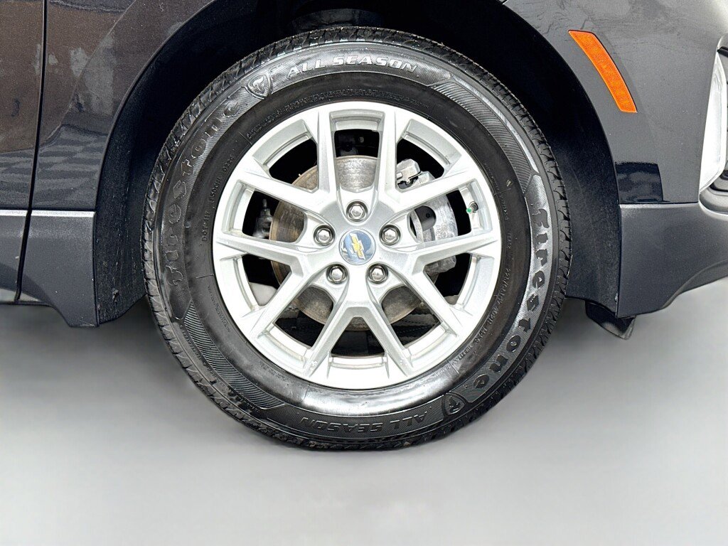Used 2023 Chevrolet Equinox LT FWD image 41
