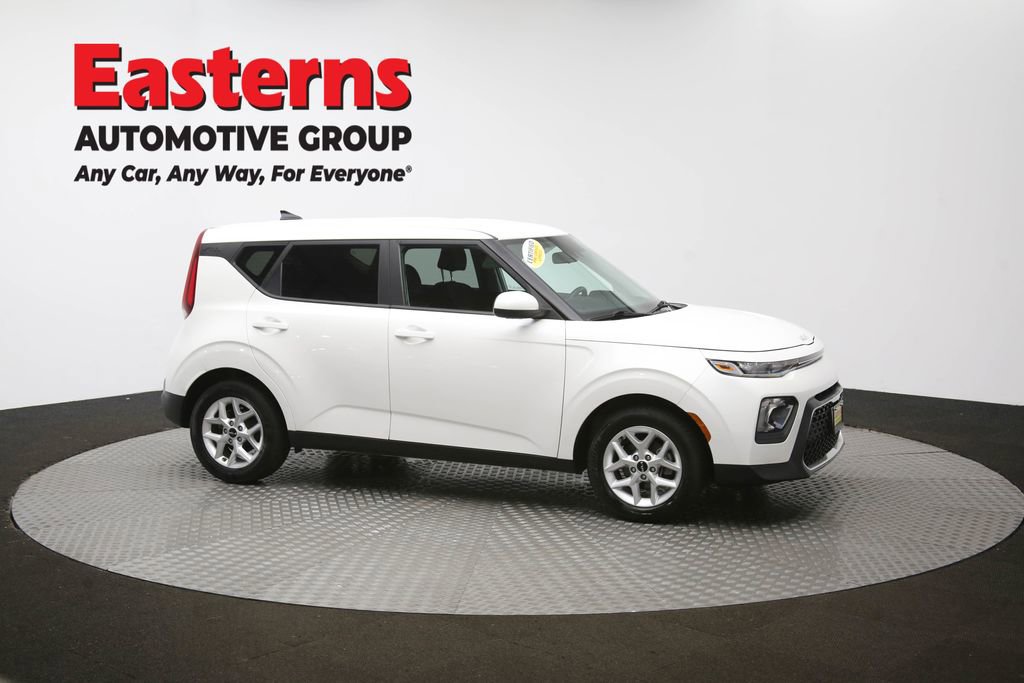 Used 2022 Kia Soul LX w/ Technology Package image 47