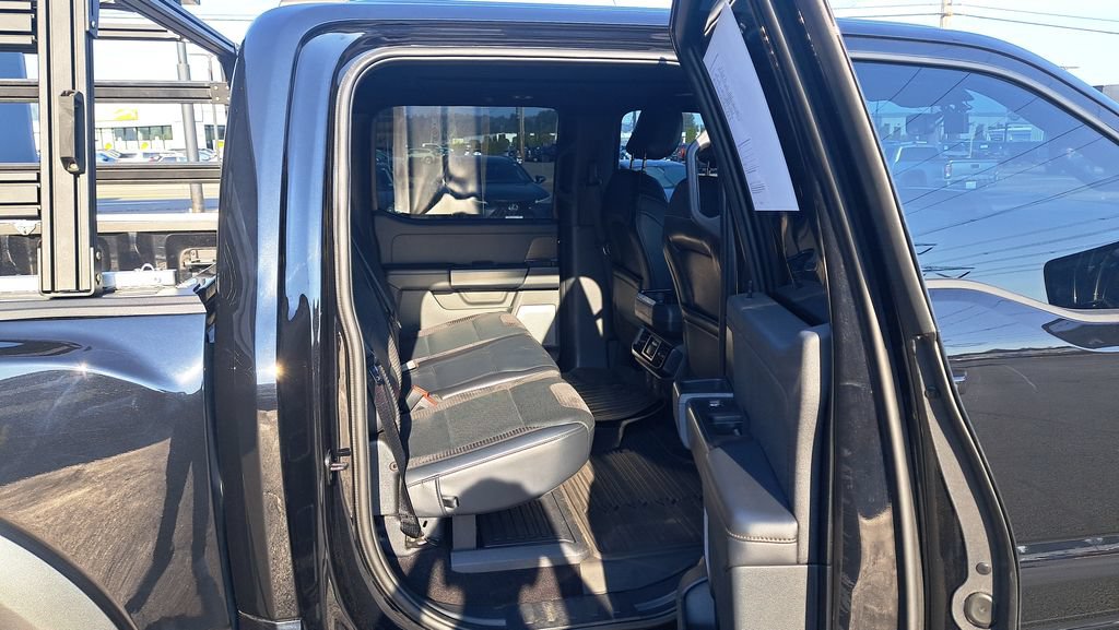 Used 2021 Ford F150 Raptor w/ Equipment Group 801A High AWD/4WD image 11