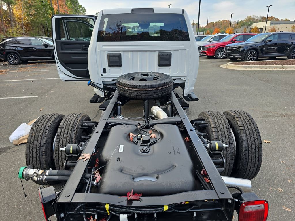New 2026 RAM 3500 Tradesman w/ Chrome Appearance Group AWD/4WD image 13