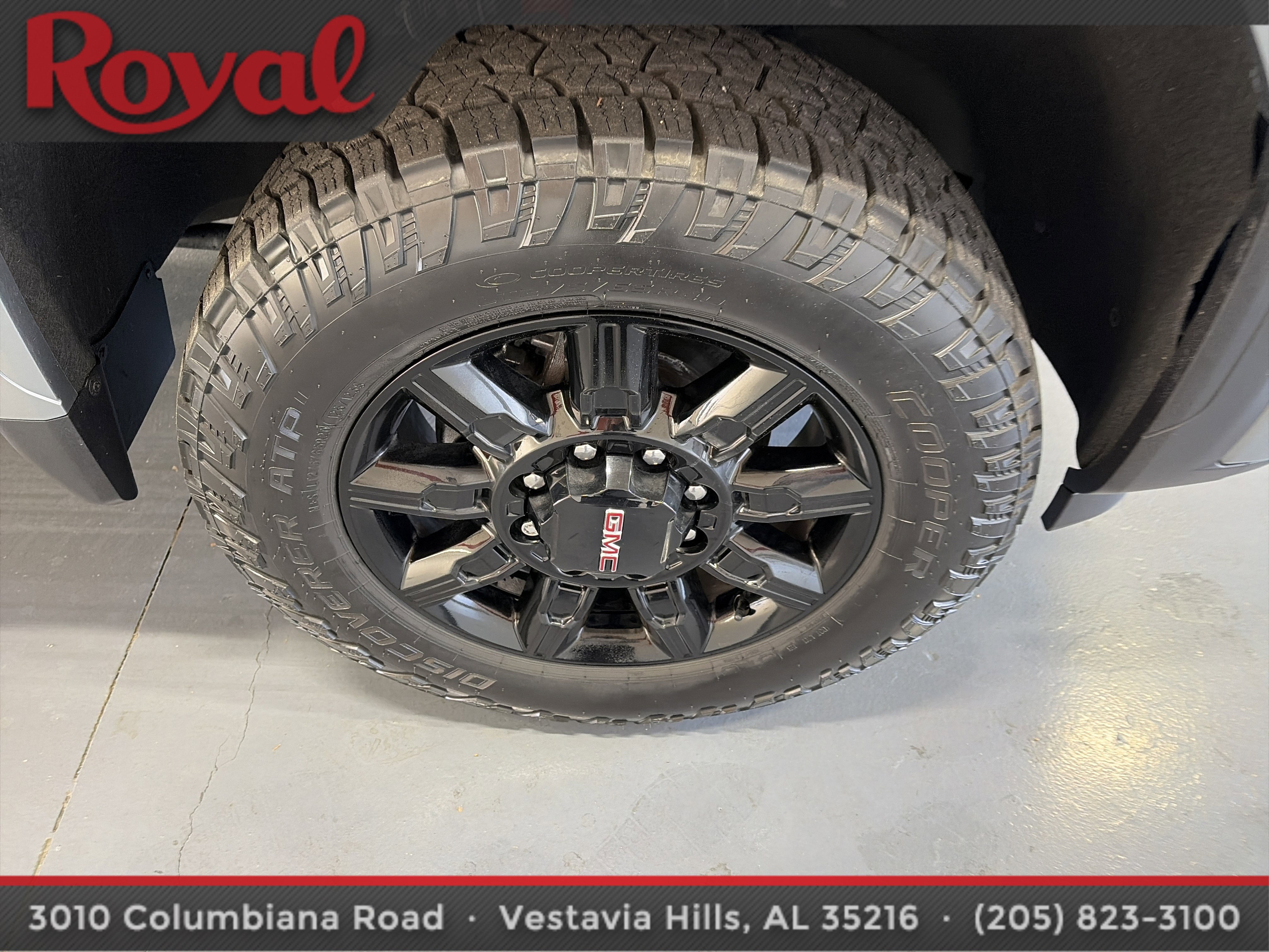 Used 2024 GMC Sierra 3500 AT4 w/ AT4 Premium Plus Package image 10