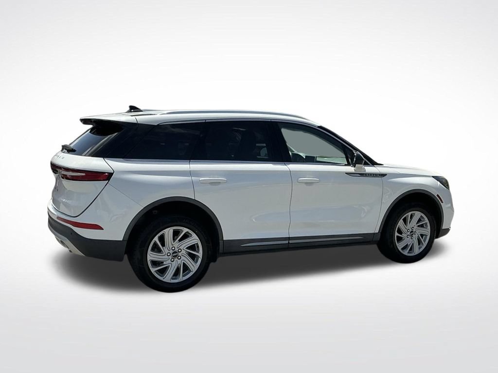 Used 2021 Lincoln Corsair FWD image 12