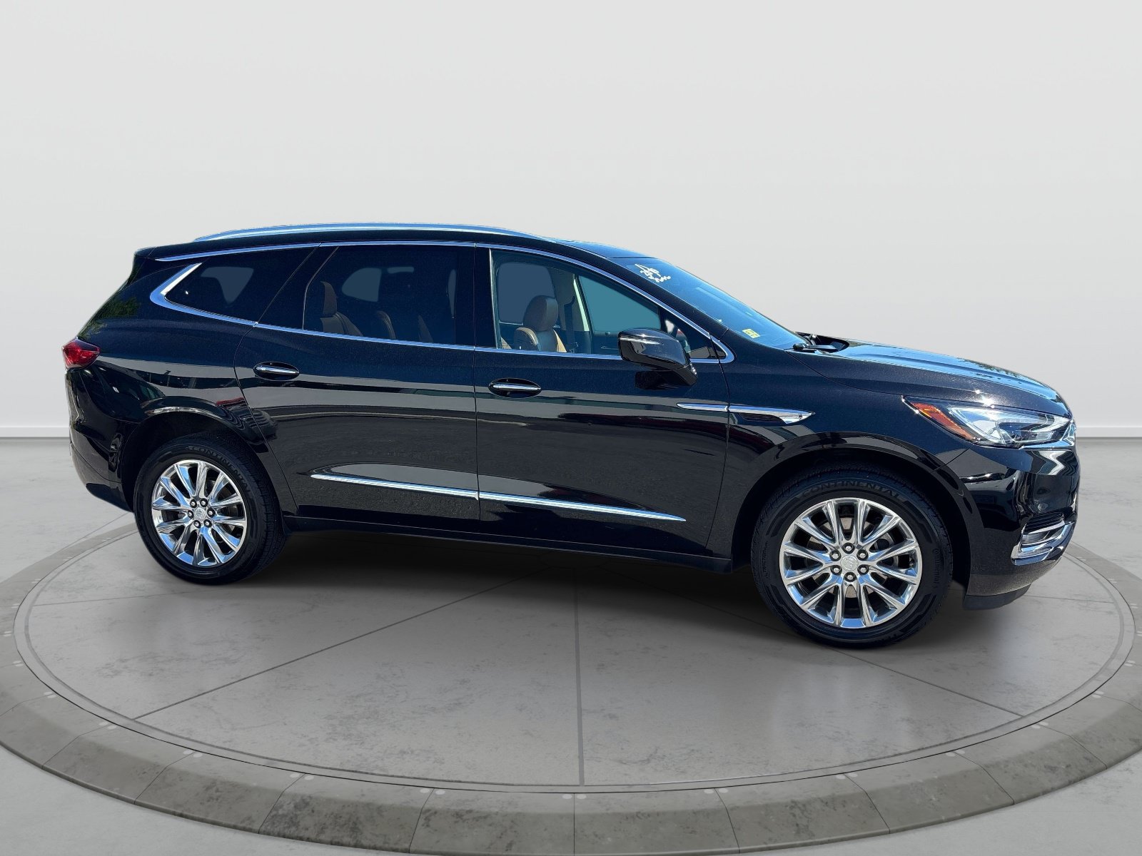 Used 2019 Buick Enclave Essence AWD/4WD image 4