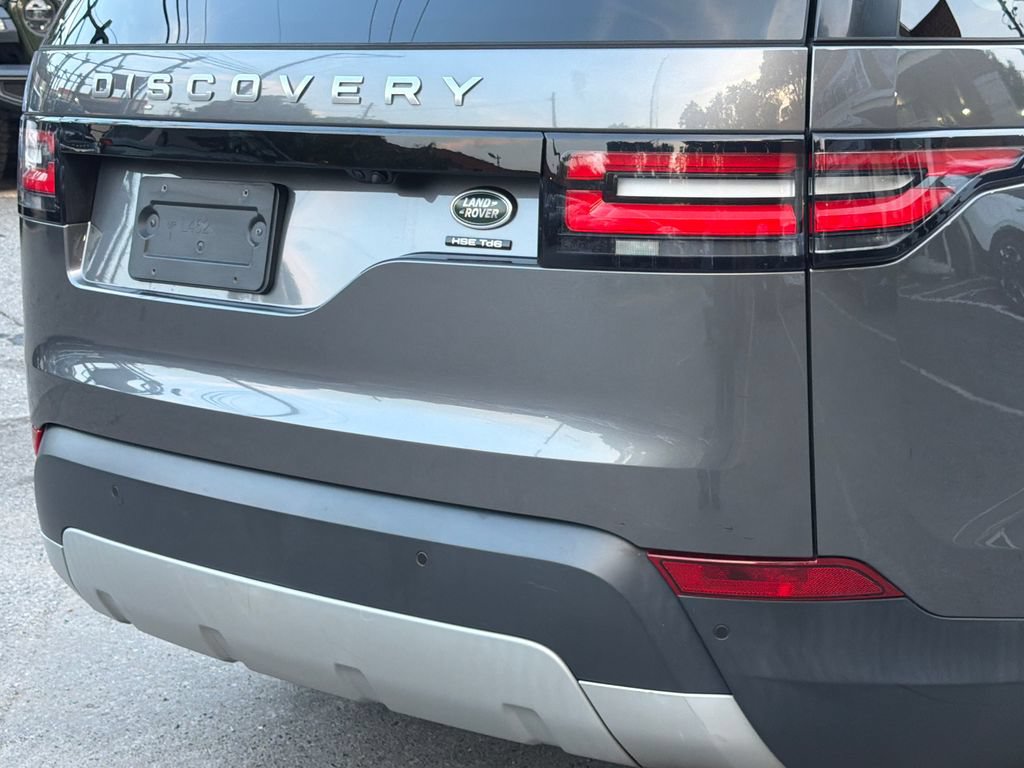 Used 2018 Land Rover Discovery HSE Luxury AWD/4WD image 5