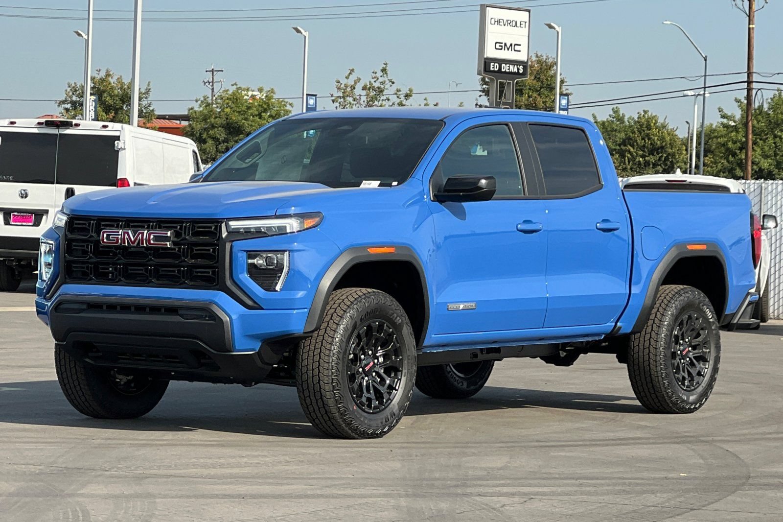 New 2026 GMC Canyon Elevation RWD image 9