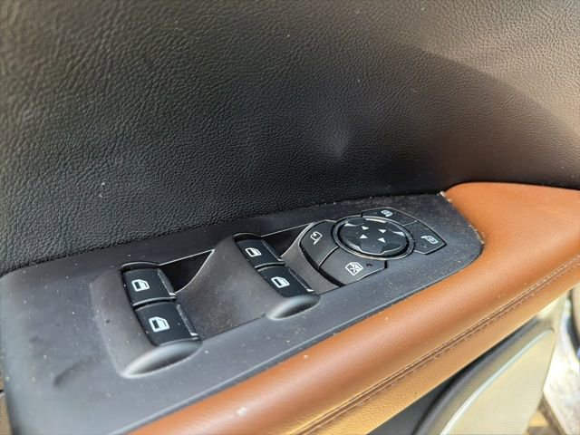 Used 2023 Lincoln Nautilus Reserve w/ Equipment Group 202A image 12