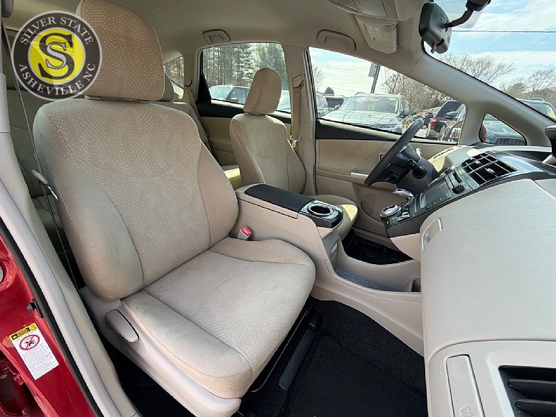 Used 2013 Toyota Prius V Two FWD image 17