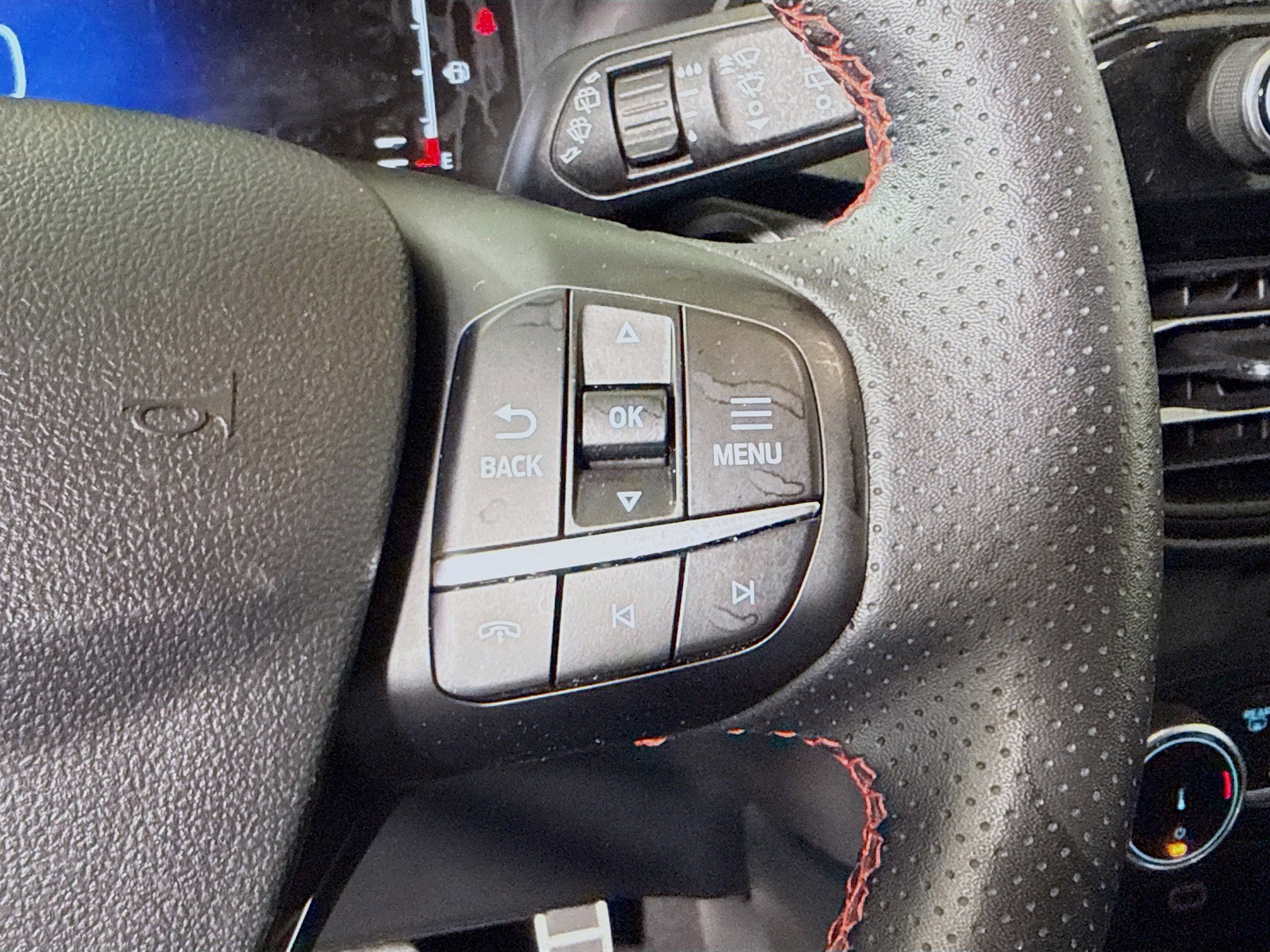 Used 2024 Ford Escape ST-Line image 15