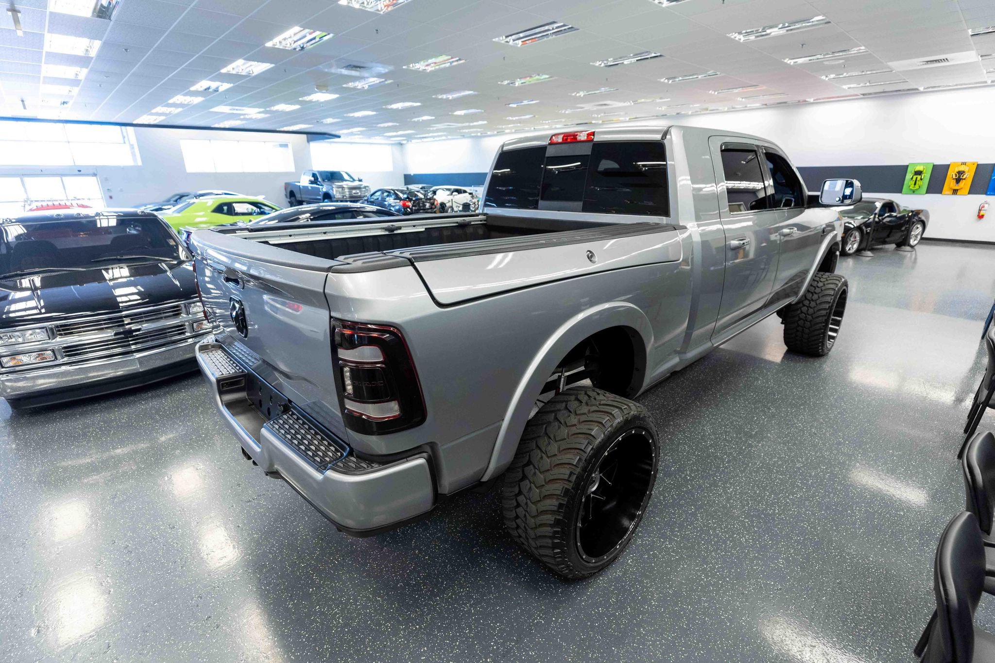 Used 2019 RAM 2500 Laramie AWD/4WD image 5