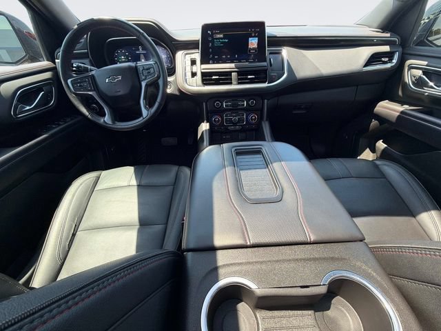 Used 2022 Chevrolet Tahoe RST w/ Luxury Package AWD/4WD image 19