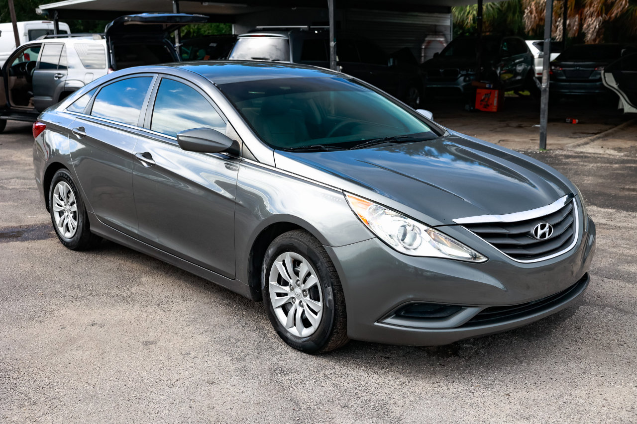 Used 2013 Hyundai Sonata GLS image 15
