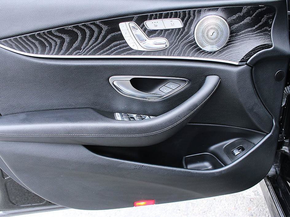 Used 2018 Mercedes-Benz E 300 image 6