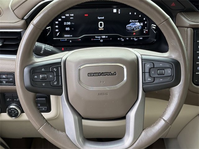 Used 2022 GMC Yukon Denali w/ Max Trailering Package image 9