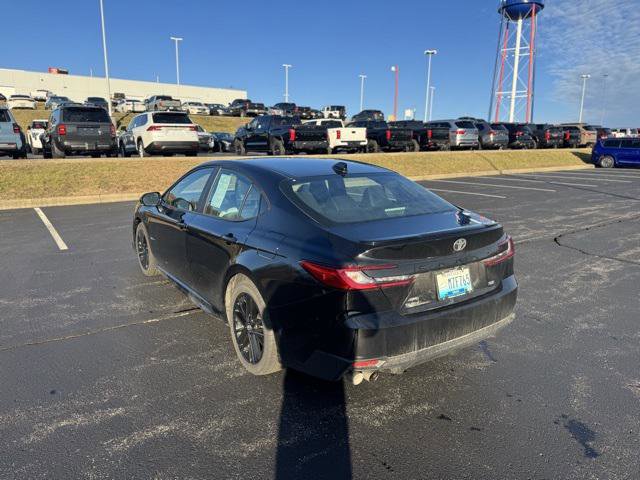 Certified 2025 Toyota Camry SE image 5