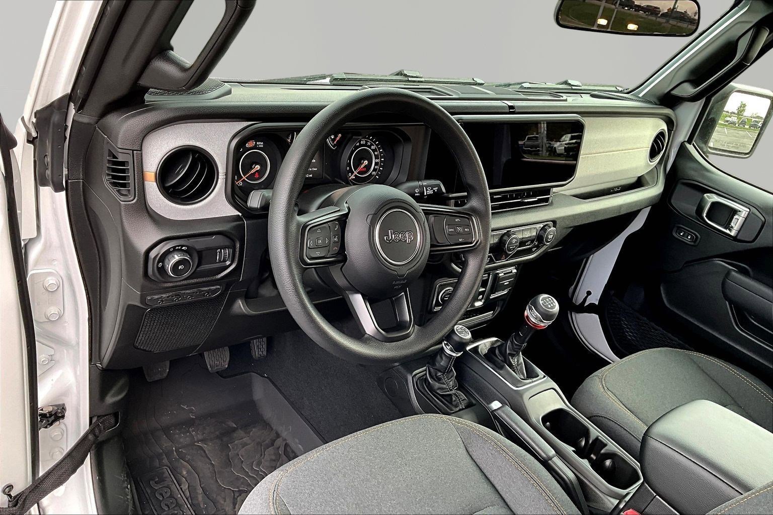 Used 2026 Jeep Wrangler Sport AWD/4WD image 8