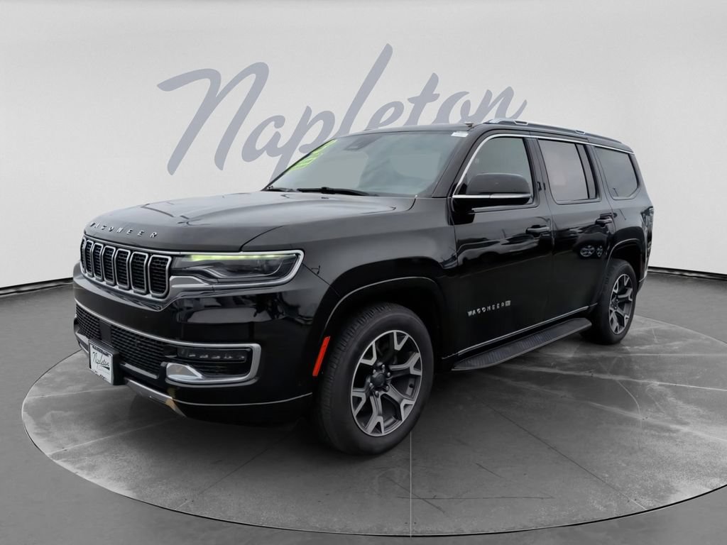 Used 2023 Jeep Wagoneer Series III w/ Preferred Equipment Group AWD/4WD image 1