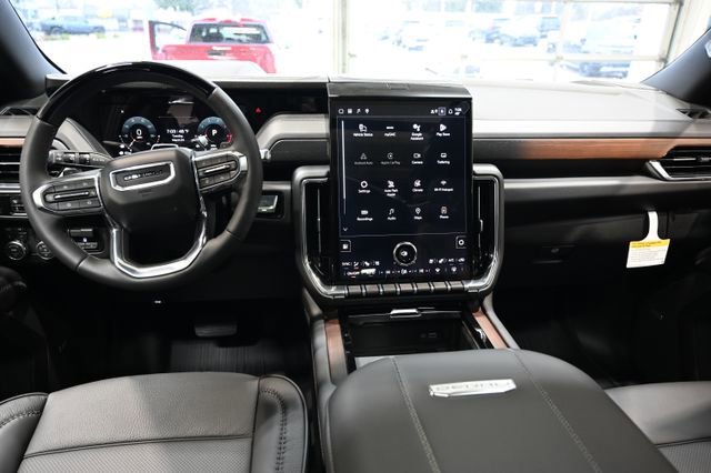 New 2026 GMC Yukon Denali w/ Denali Reserve Package image 15