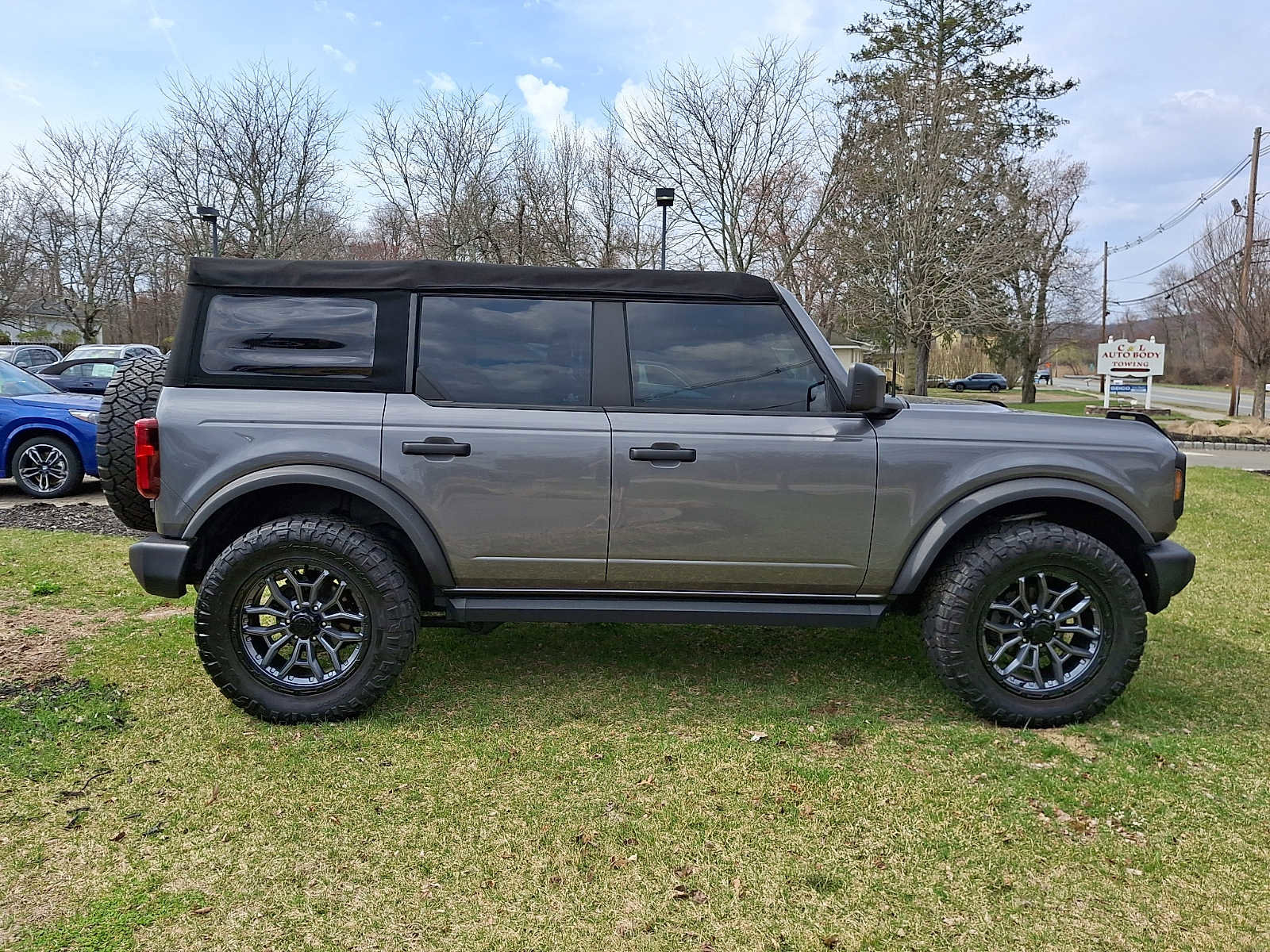Used 2022 Ford Bronco 4-Door image 8