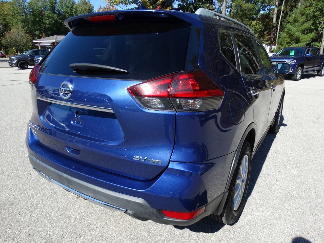 Used 2020 Nissan Rogue AWD w/ SV Moonroof Package image 10