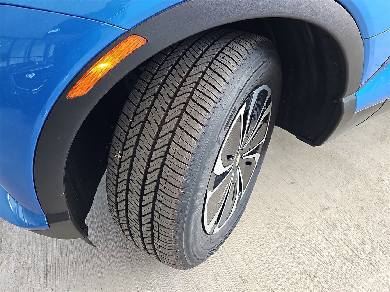 New 2025 Chevrolet Blazer EV LT image 30