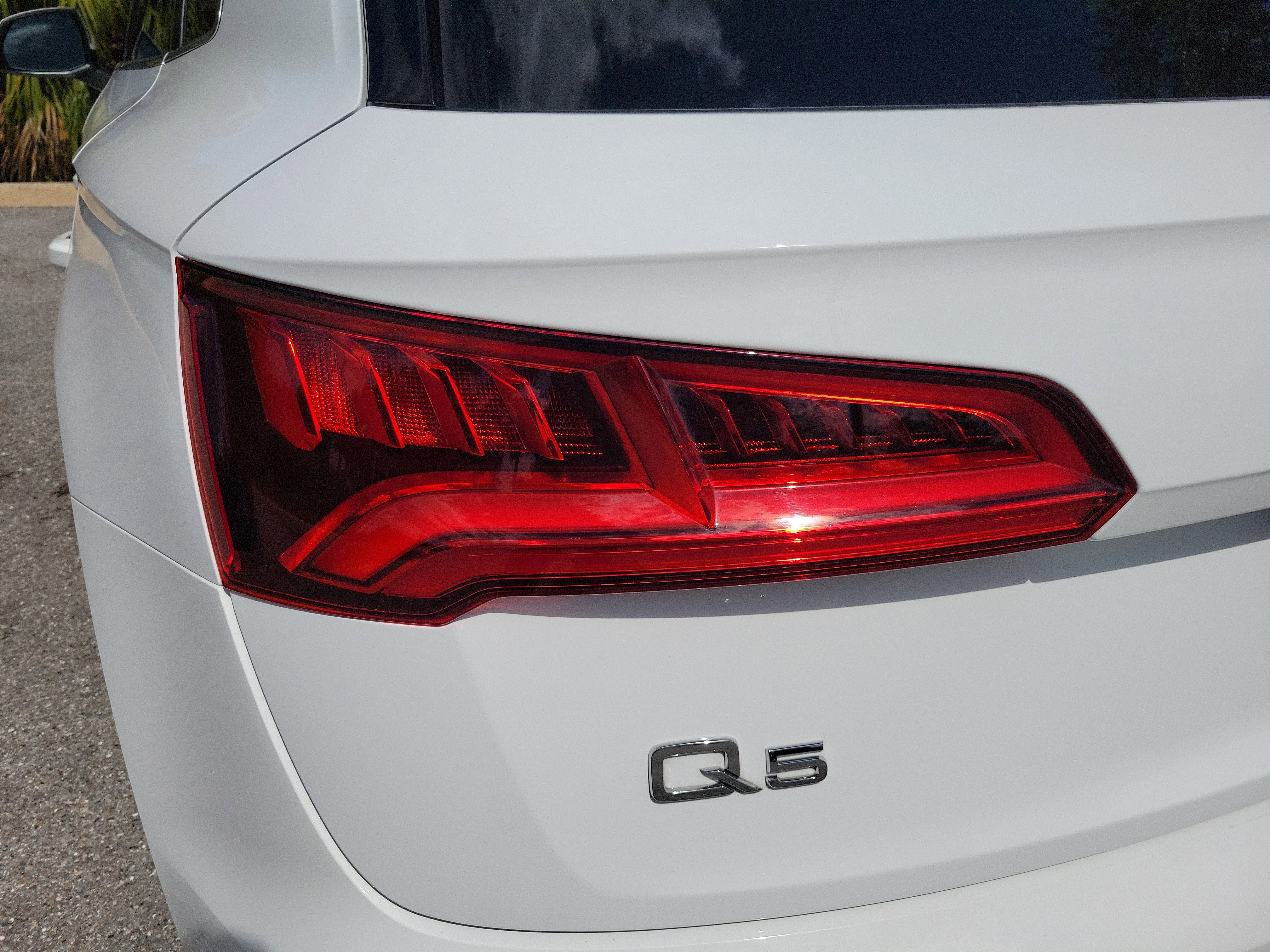 Used 2018 Audi Q5 2.0T Premium Plus w/ Premium Plus Package image 10