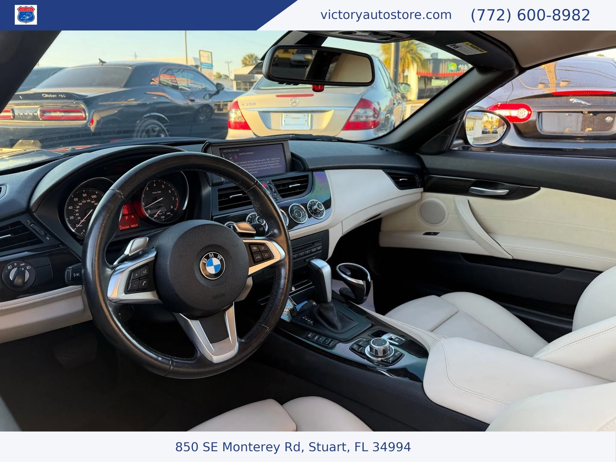 Used 2009 BMW Z4 sDrive30i image 11