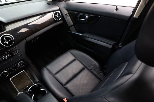 Used 2014 Mercedes-Benz GLK 350 2WD image 24