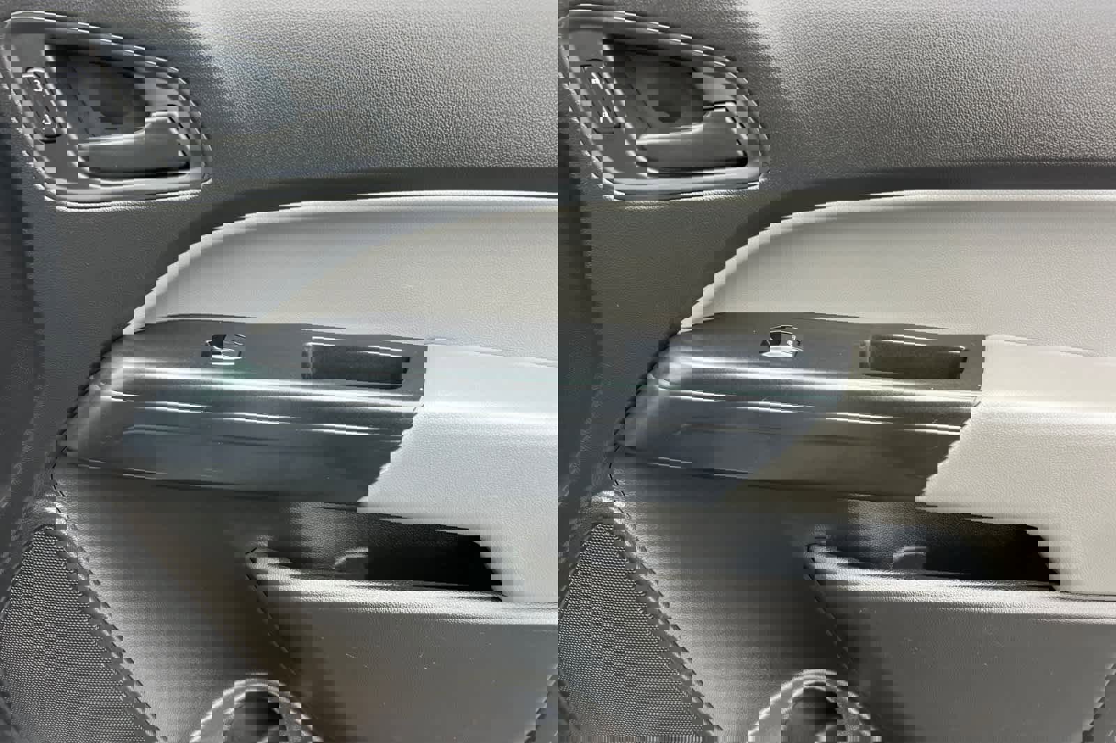 Used 2017 Chevrolet Colorado W/T w/ WT Convenience Package image 17