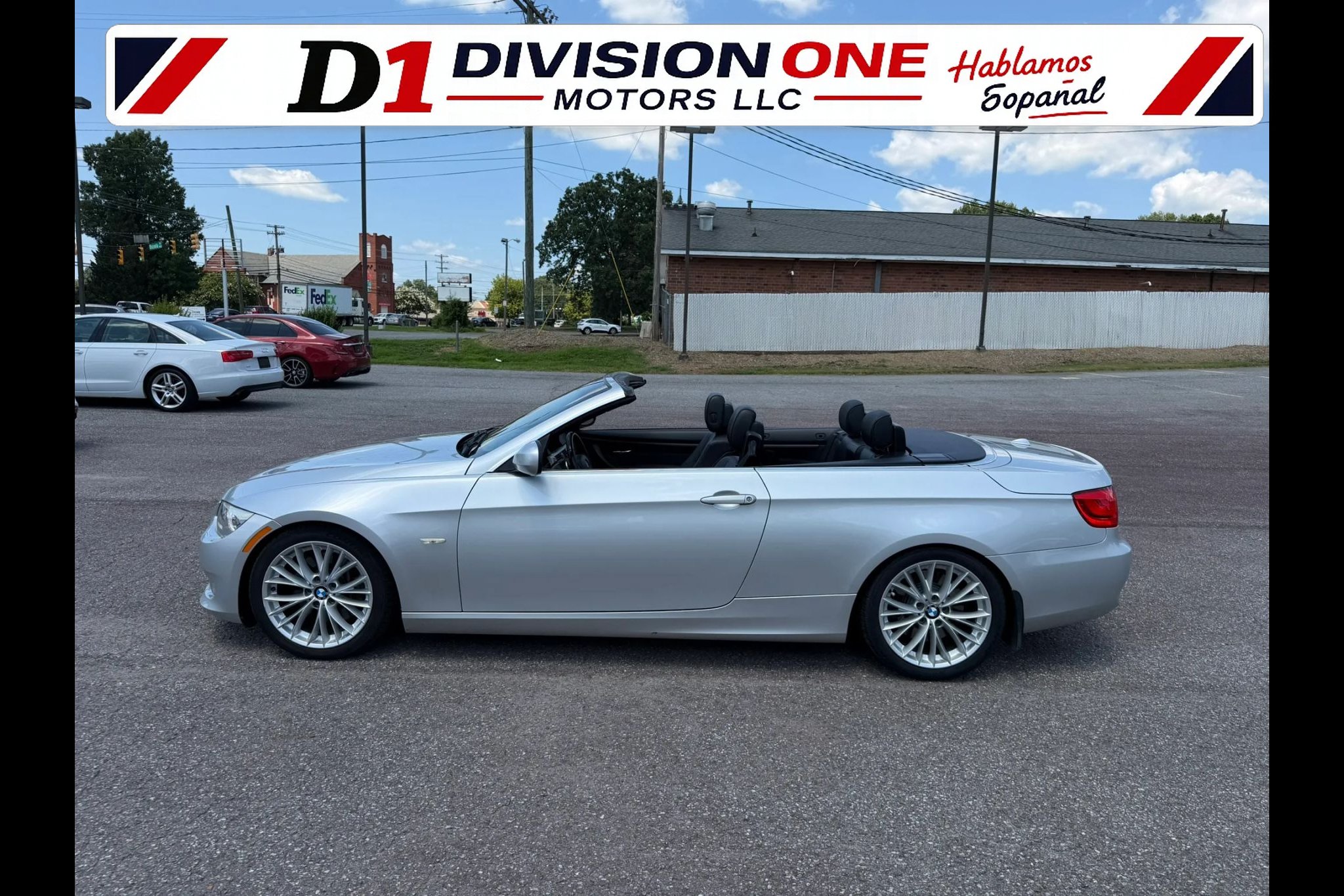Used 2011 BMW 335i Convertible RWD image 12