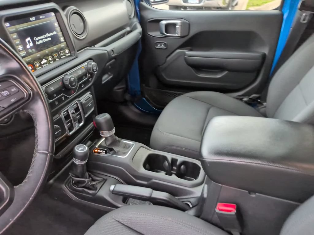 Used 2022 Jeep Gladiator Sport AWD/4WD image 29