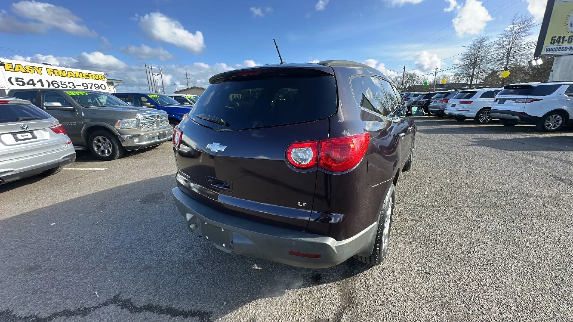 Used 2009 Chevrolet Traverse LT FWD image 4