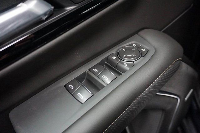 New 2026 Chevrolet Suburban Premier image 11