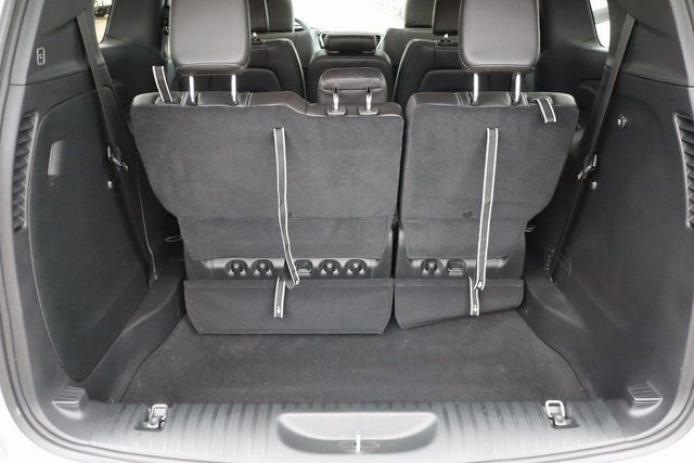 New 2026 Chrysler Pacifica Select FWD image 31
