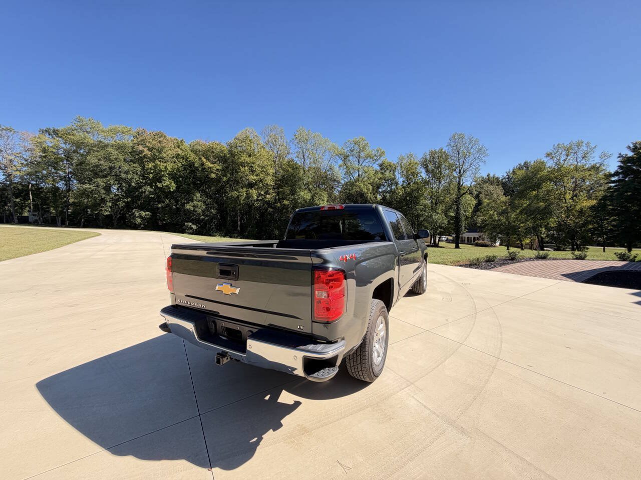 Used 2018 Chevrolet Silverado 1500 LT w/ LT Fleet Plus Package AWD/4WD image 7