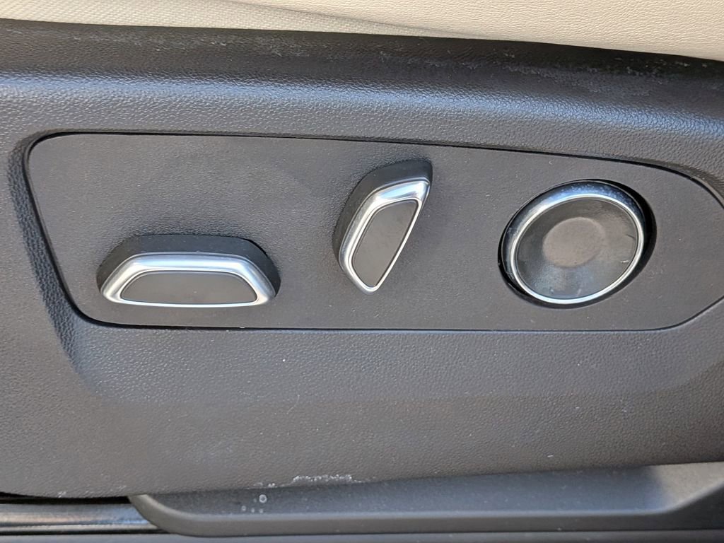 Certified 2025 Cadillac Escalade Sport w/ Touring Package image 23