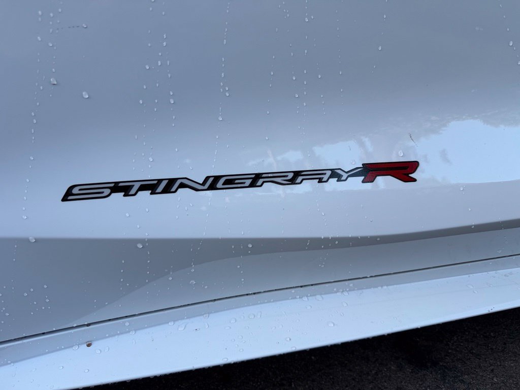 Used 2023 Chevrolet Corvette Stingray Coupe RWD image 10