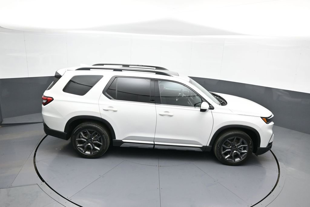 Used 2024 Honda Pilot Elite image 39