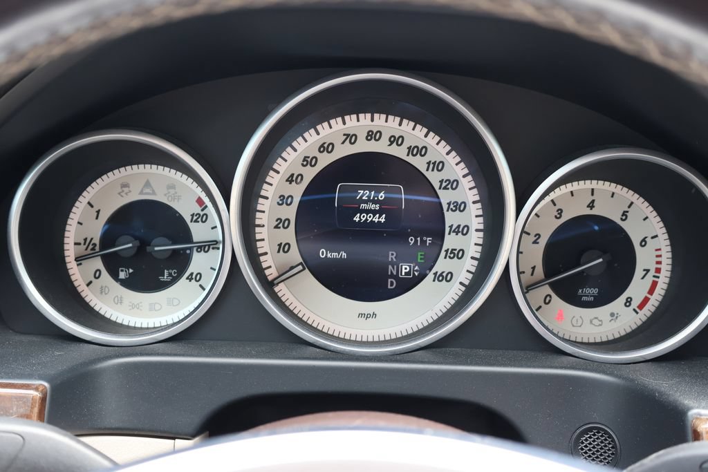 Used 2016 Mercedes-Benz E 350 4MATIC Sedan image 8
