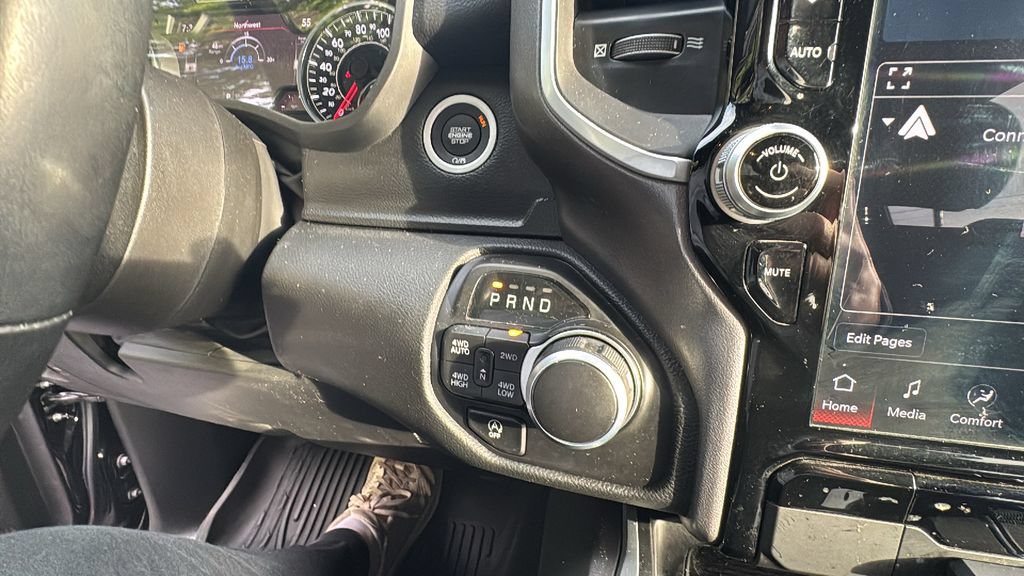 Used 2023 RAM 1500 Big Horn AWD/4WD image 17