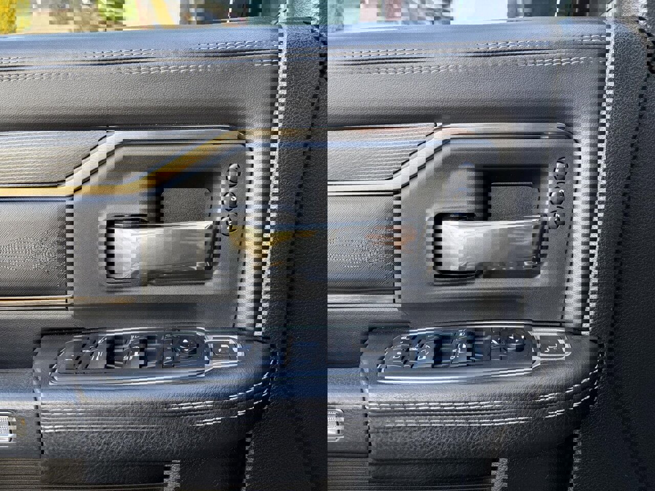 Used 2019 RAM 2500 Limited image 20