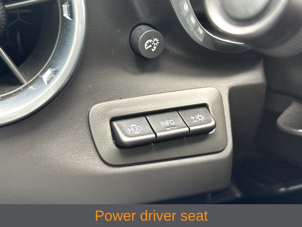 Used 2019 Chevrolet Camaro LT RWD image 13