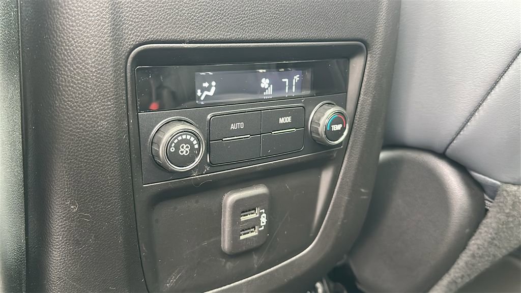 Used 2023 Buick Enclave Essence w/ Experience Buick Package FWD image 27