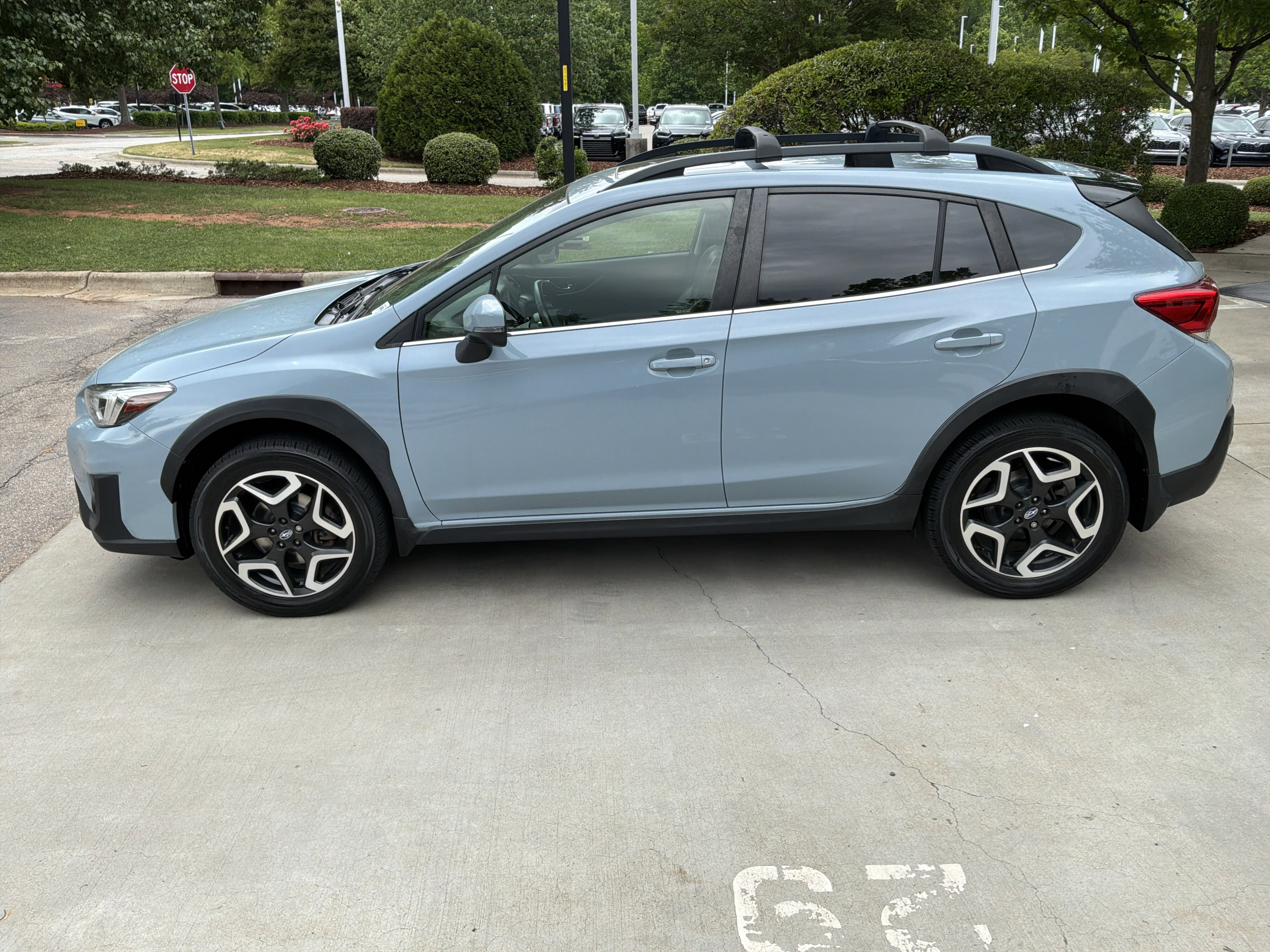Used 2020 Subaru Crosstrek 2.0i Limited w/ Moonroof Package w/Navigation AWD/4WD image 7