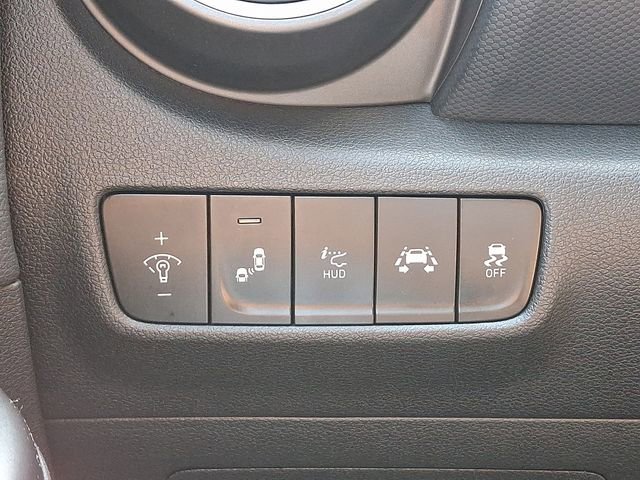 Used 2020 Hyundai Kona Ultimate AWD/4WD image 25