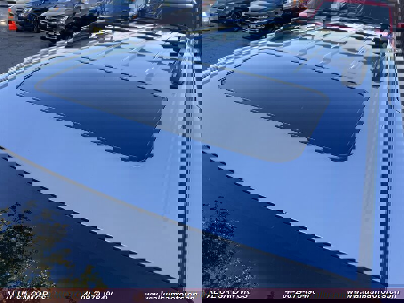 Used 2015 Toyota Sienna SE w/ SE Preferred Package FWD image 11