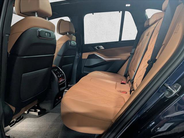 New 2026 BMW X5 xDrive40i w/ Climate Comfort Package image 17